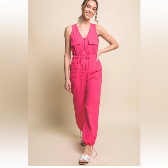 43 Fabulous Cargo Jumpsuit With Elastic Waistband - Picture 4 of 4